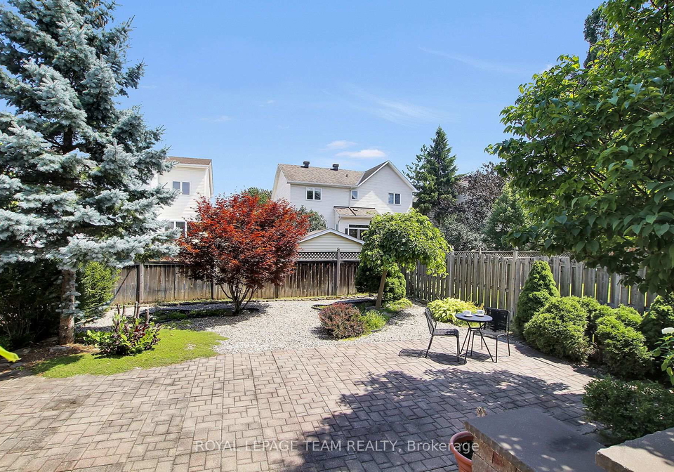 12-mattawa-crescent-kanata-ontario-x13664884