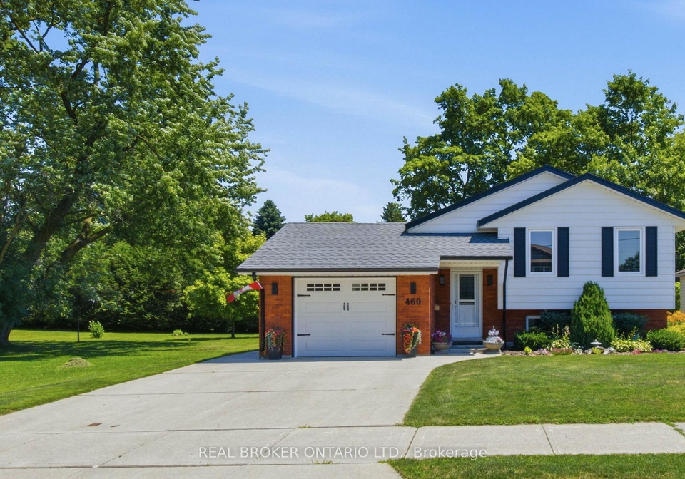 460-wellington-avenue-s-north-perth-ontario-x13665430