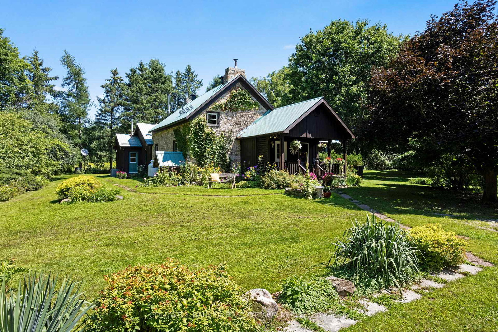 340-north-burgess-8th-concession-tay-valley-ontario-x13665446