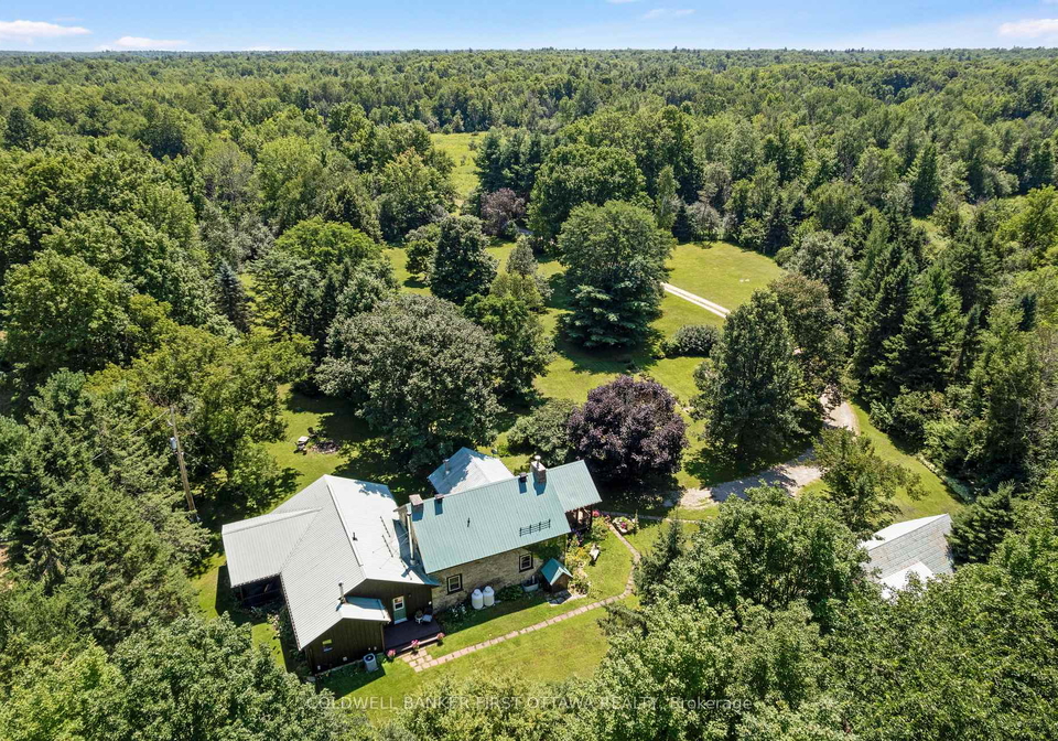340-north-burgess-8th-concession-tay-valley-ontario-x13665446