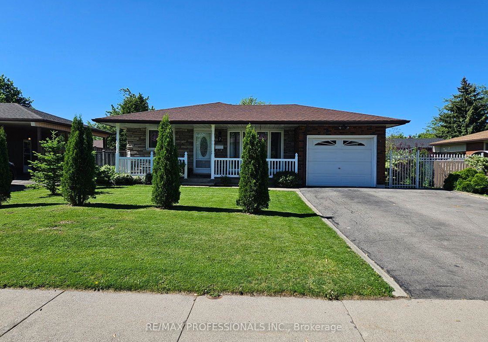 7-berko-avenue-hamilton-ontario-x13665572
