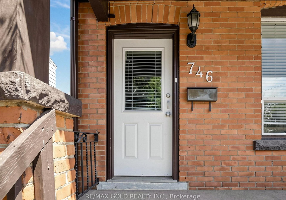 746-king-street-w-hamilton-ontario-x13665584