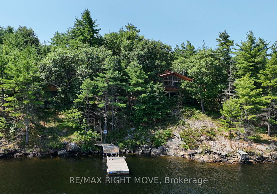 3140-island-1810-georgian-bay-ontario-x13665660