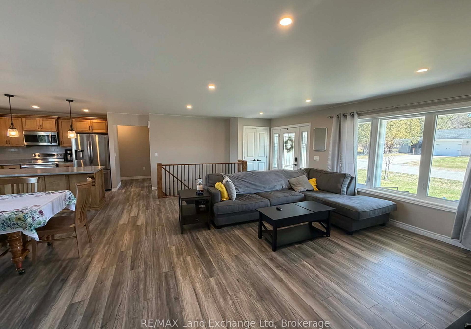 42-john-street-morris-turnberry-ontario-x13665732