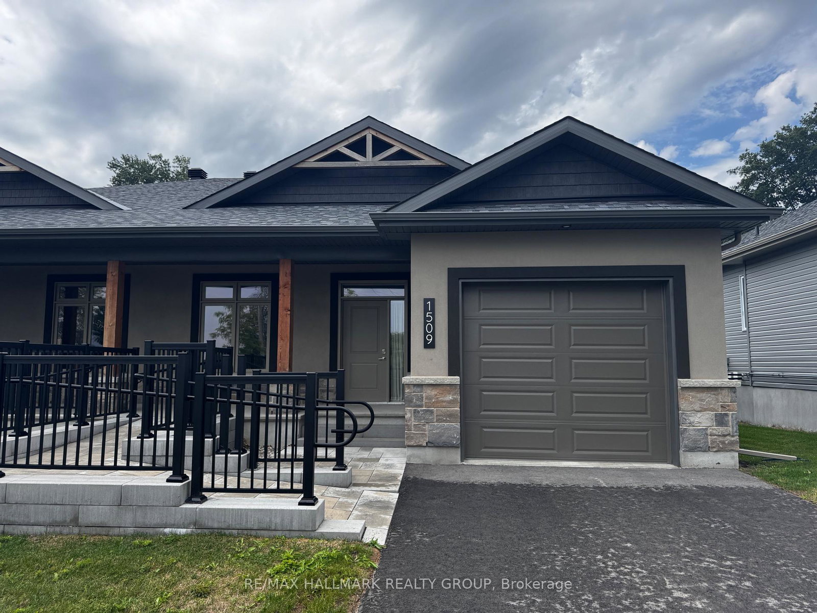 1509-flanders-road-brockville-ontario-x13666088