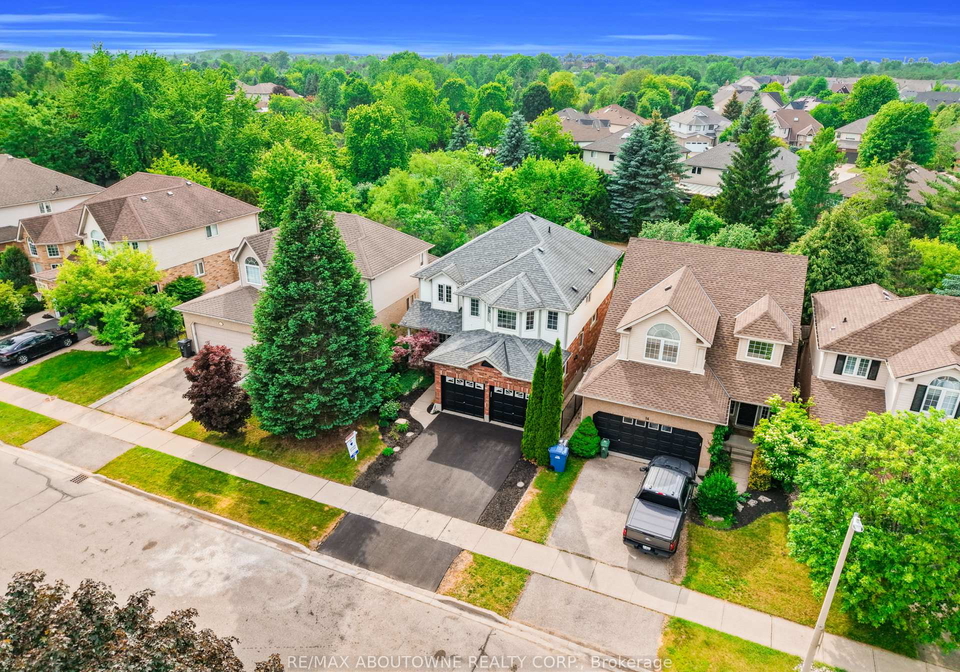 32-jenson-boulevard-guelph-ontario-x13666098