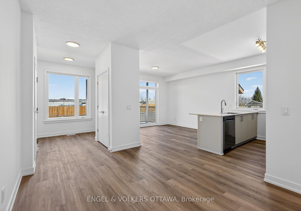 114-stardust-private-ottawa-ontario-x13666214