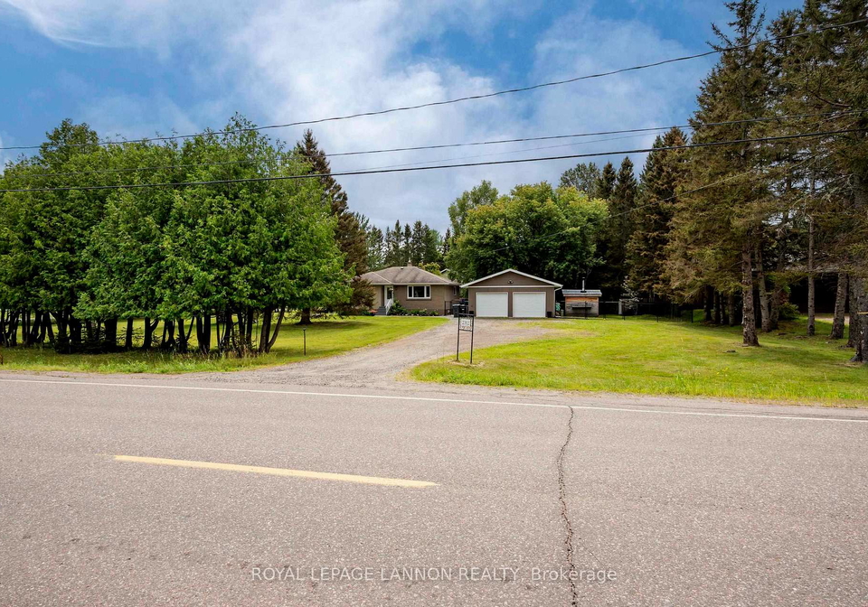 2312-rosslyn-road-thunder-bay-ontario-x13666344