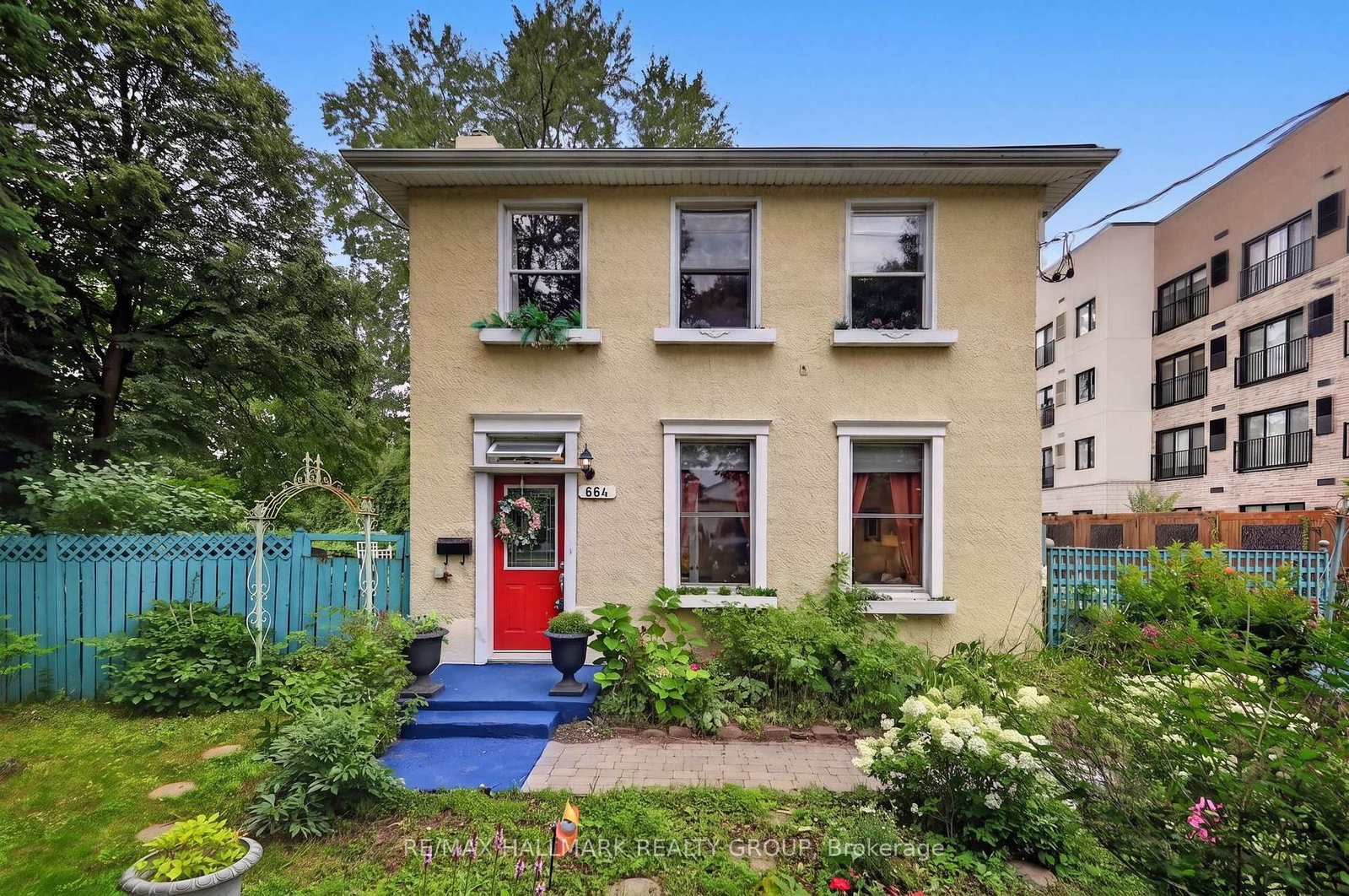 664-center-street-ottawa-ontario-x13666520