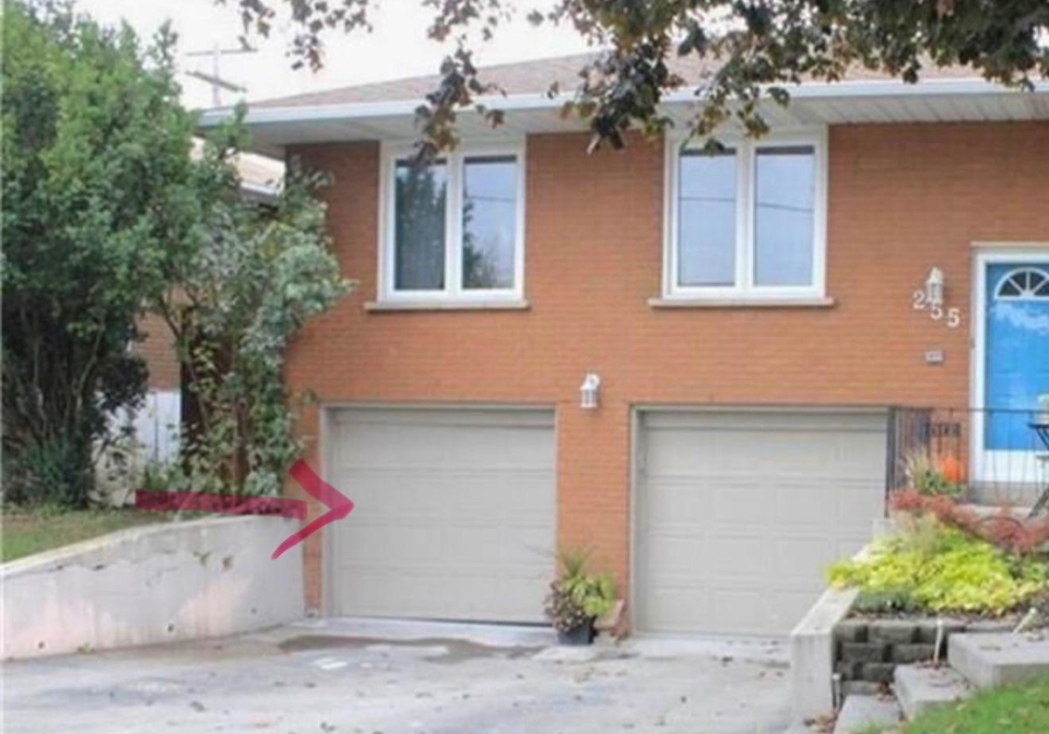 255-carson-drive-hamilton-ontario-x13666634