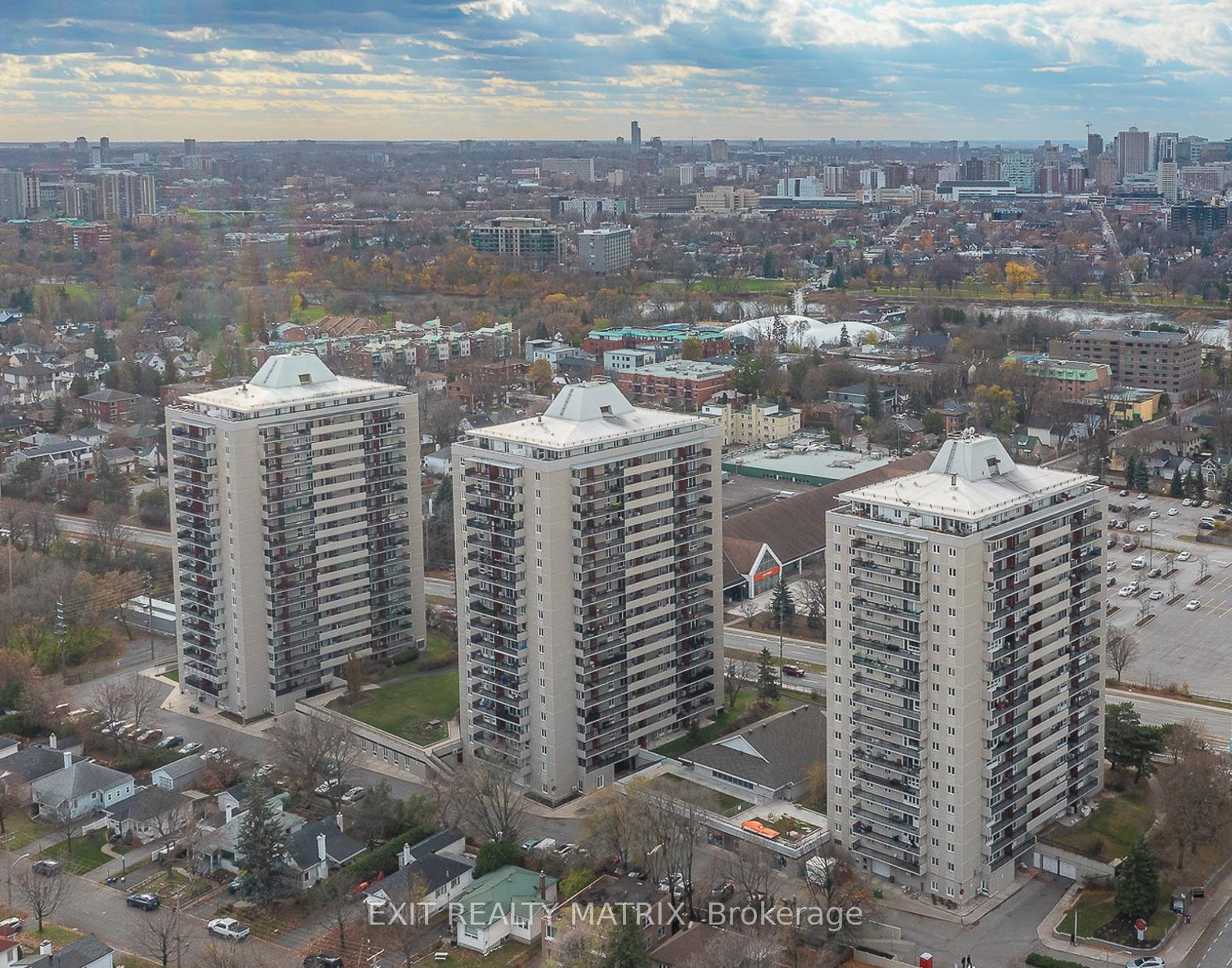 158-b-mcarthur-avenue-ottawa-ontario-x13666682