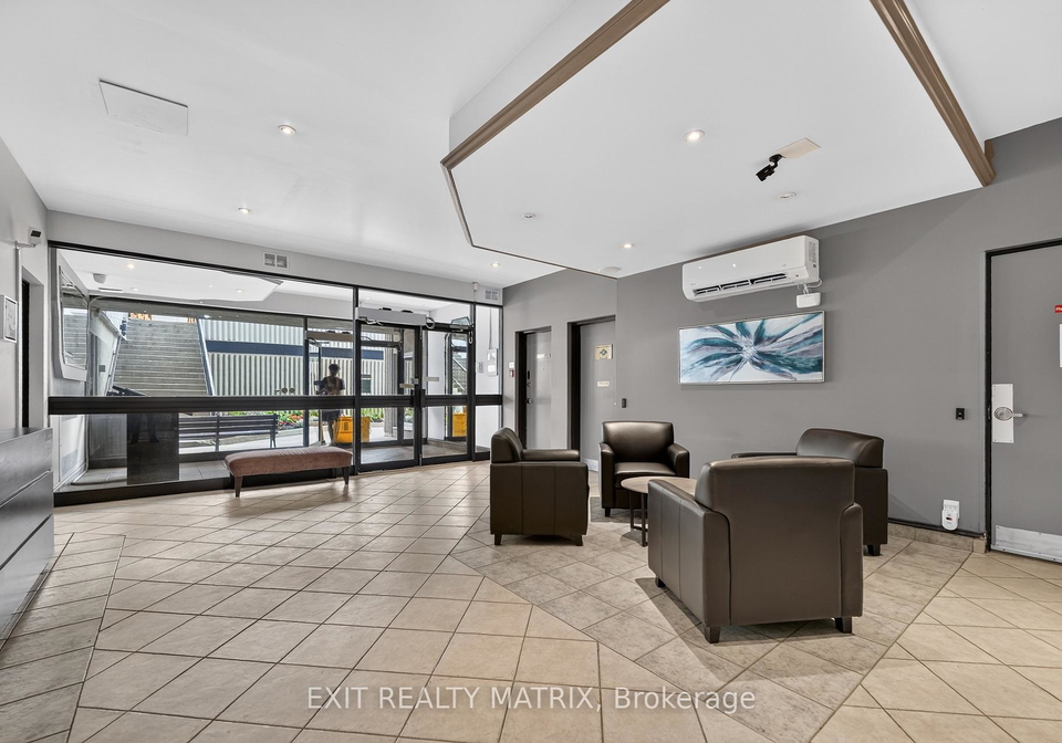 158-b-mcarthur-avenue-ottawa-ontario-x13666682