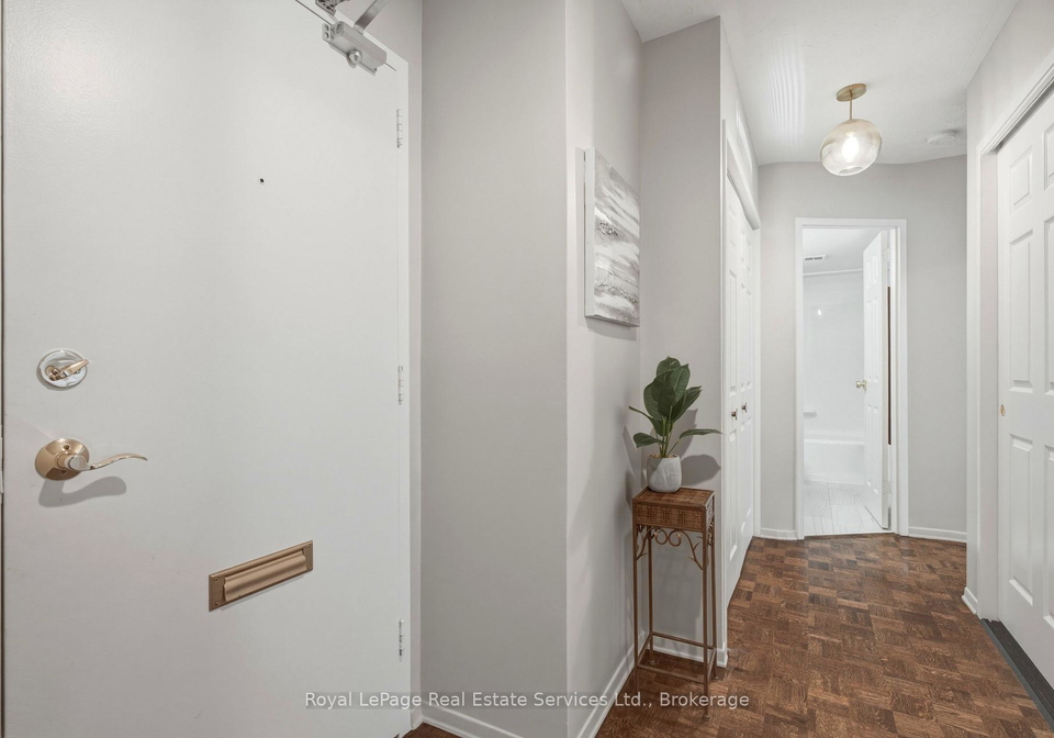 15-towering-heights-boulevard-st-catharines-ontario-x13666818