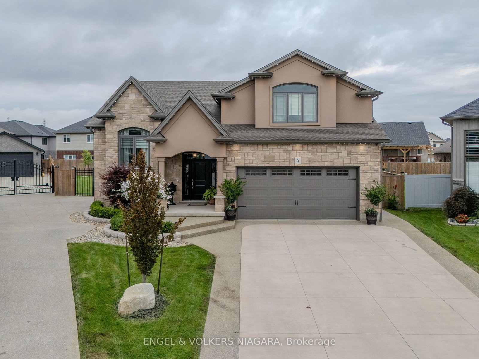 5-delicious-court-thorold-ontario-x13667118