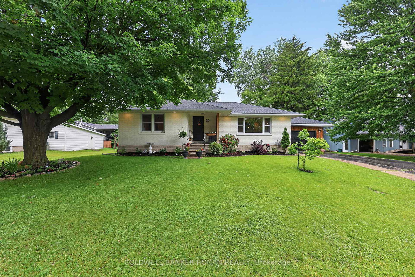30-king-street-n-minto-ontario-x13667192
