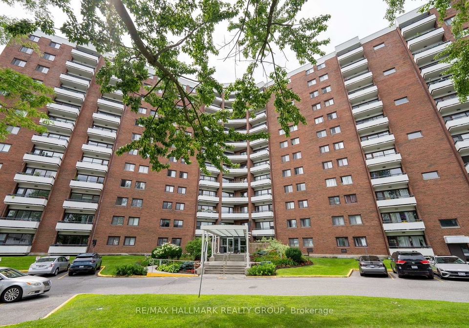 20-chesterton-drive-ottawa-ontario-x13667250