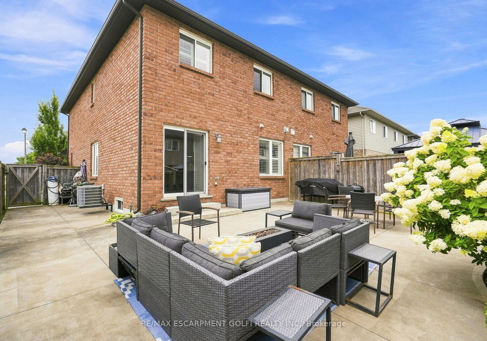 4-whitworth-terrace-hamilton-ontario-x13667268