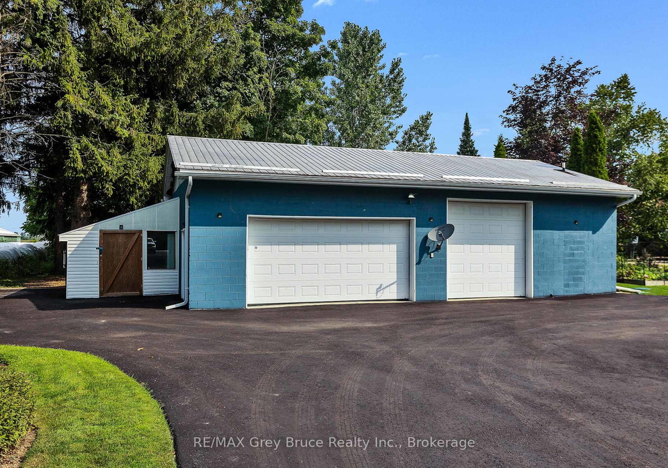 21571-grey-road-16-e-georgian-bluffs-ontario-x13667486