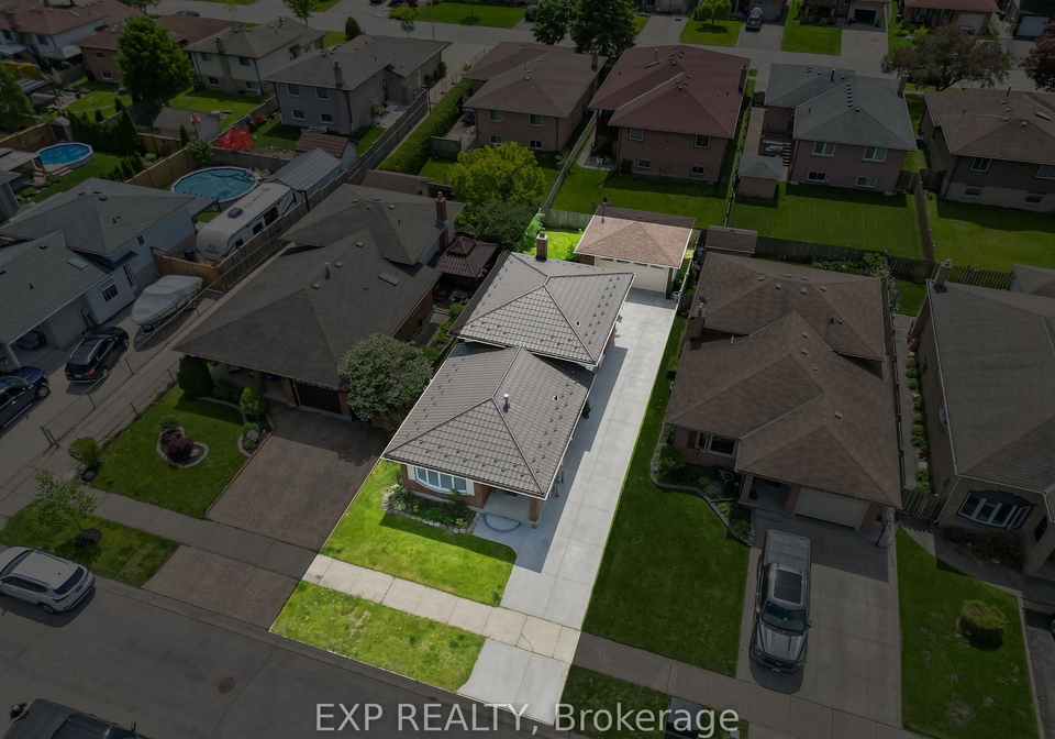 56-classic-crescent-london-east-ontario-x13667490