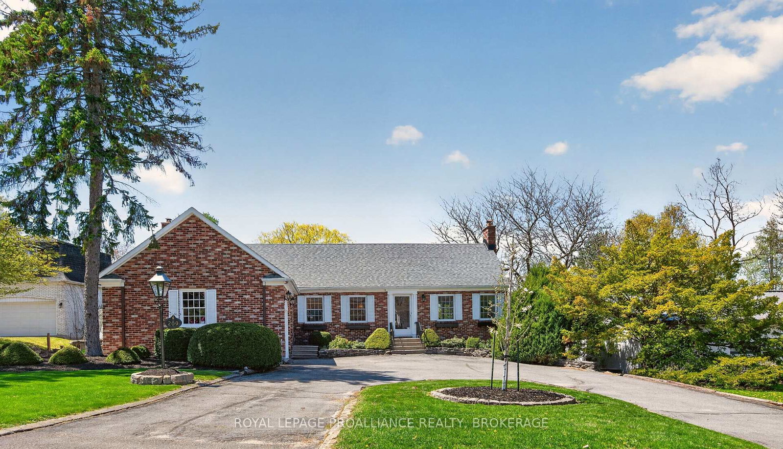 209-fairway-hill-crescent-kingston-ontario-x13667564