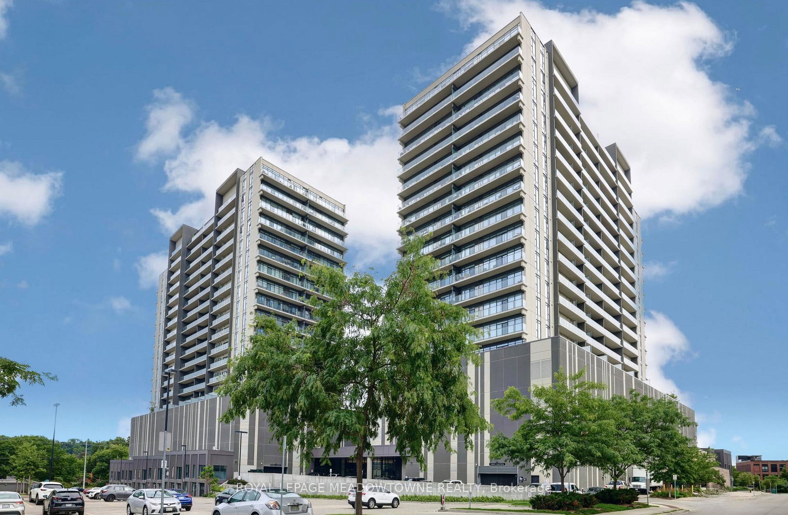 15-glebe-street-cambridge-ontario-x13667610