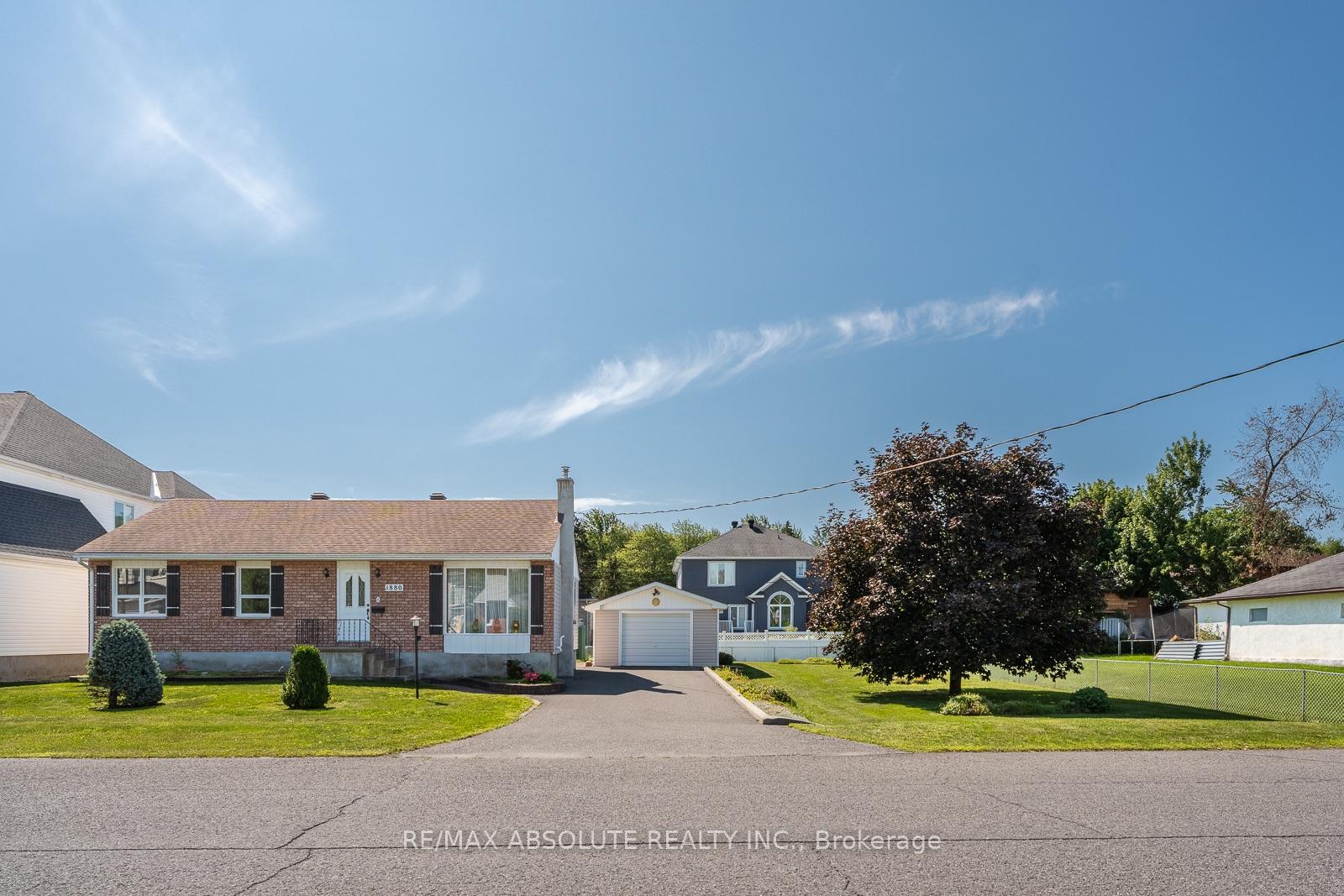 1880-kingsdale-avenue-ottawa-ontario-x13667722