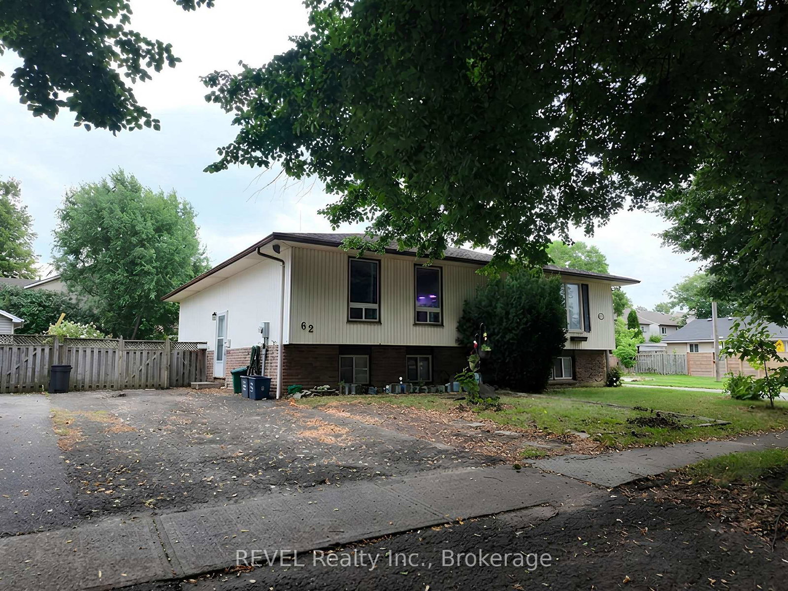 62-elma-street-e-st-catharines-ontario-x13667764