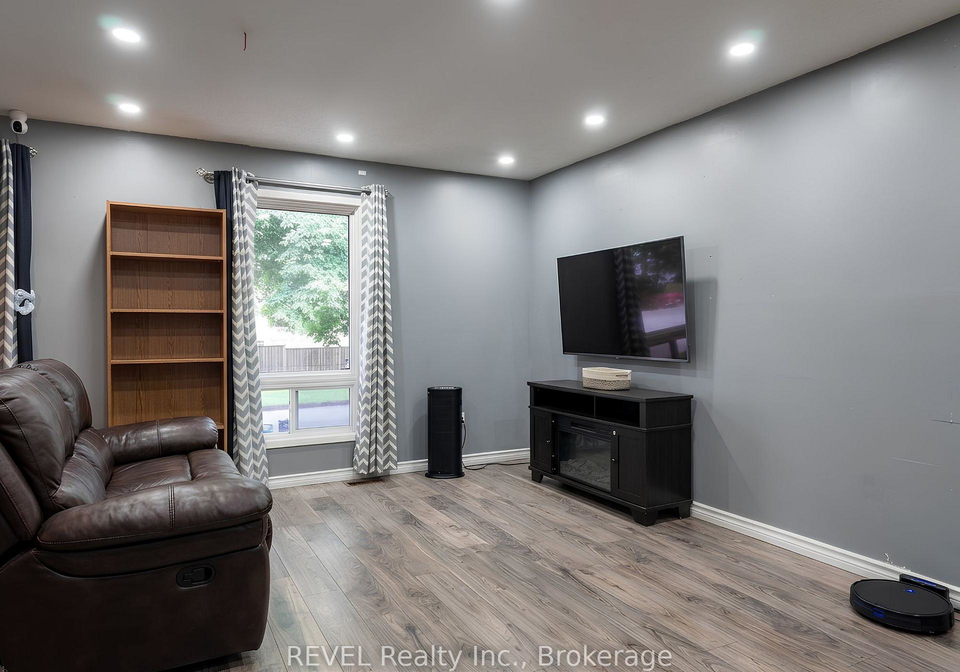 62-elma-street-e-st-catharines-ontario-x13667764
