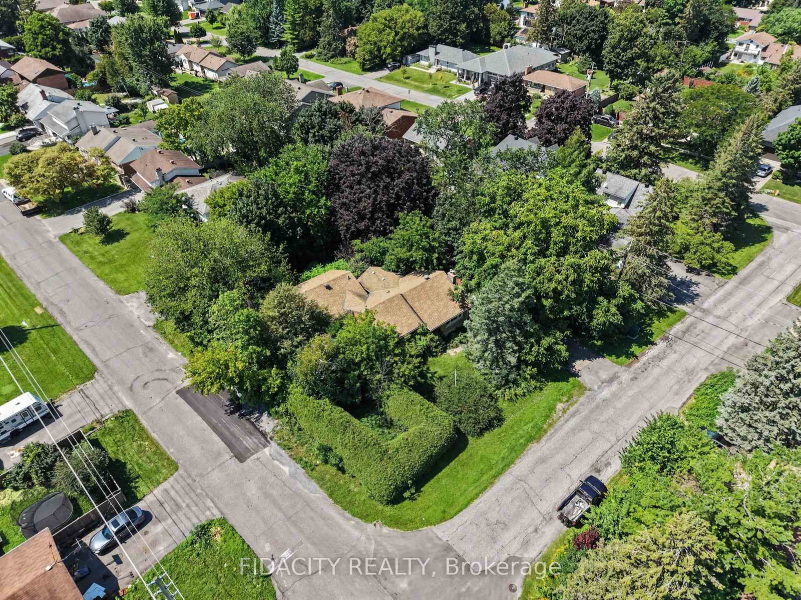 6-malcolm-place-ottawa-ontario-x13667768