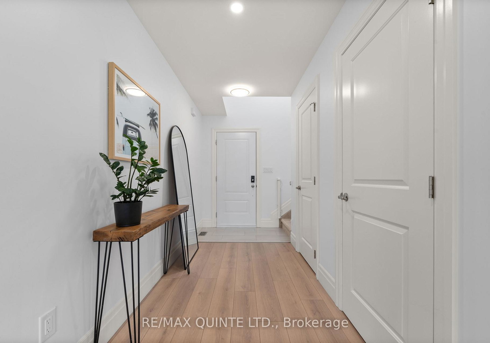 36-campbell-crescent-prince-edward-county-ontario-x13667786