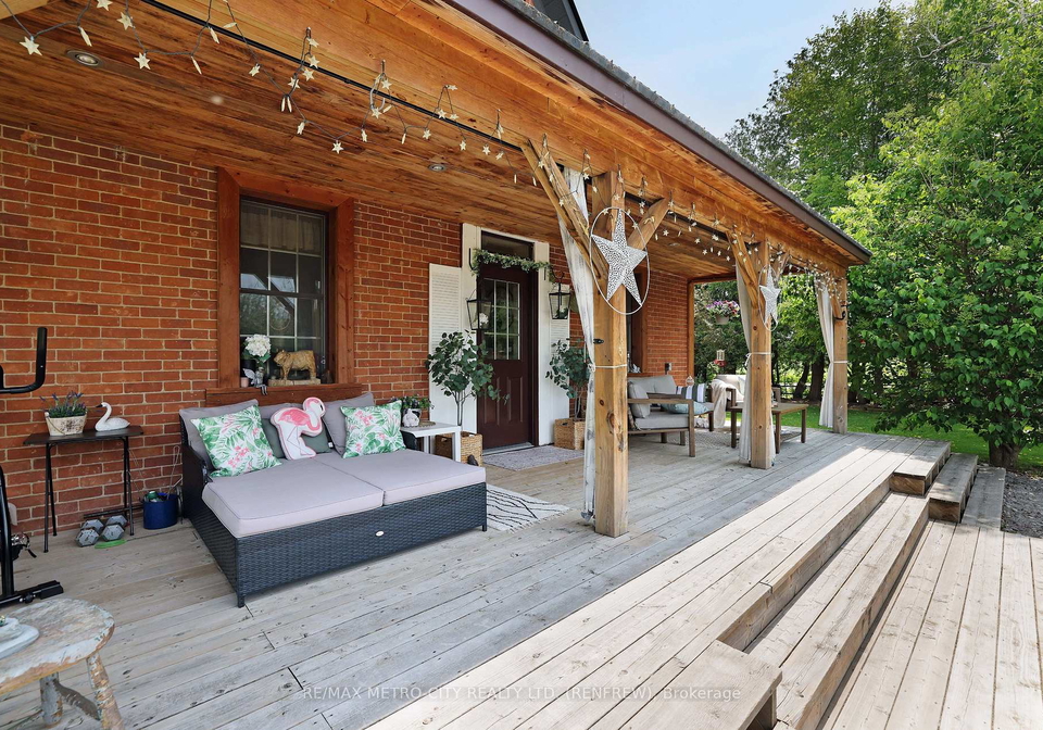 155-storie-road-renfrew-ontario-x13667808