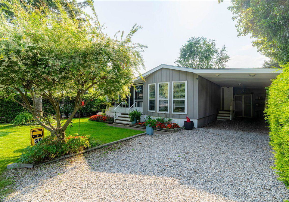 592968-regional-road-norwich-ontario-x13667874