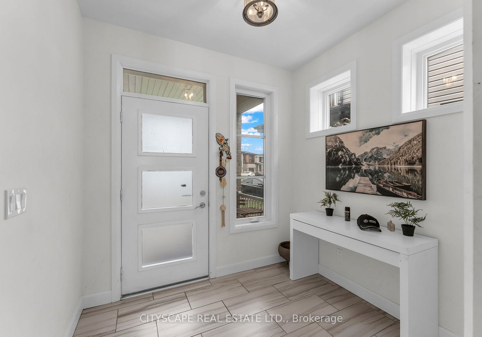 3-erie-court-loyalist-ontario-x13667910