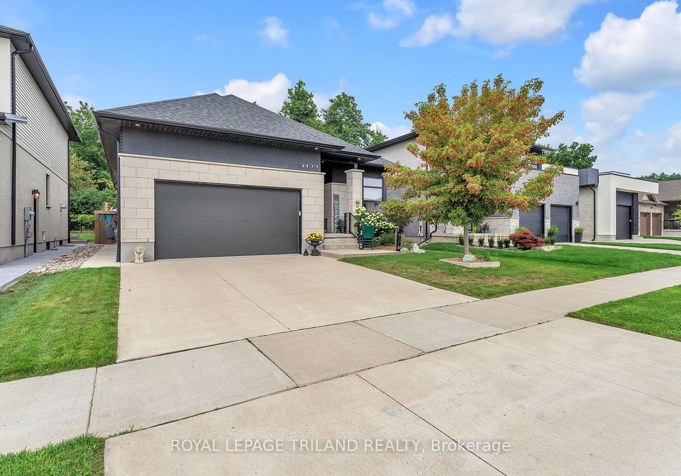 2400-red-thorne-avenue-london-south-ontario-x13667922