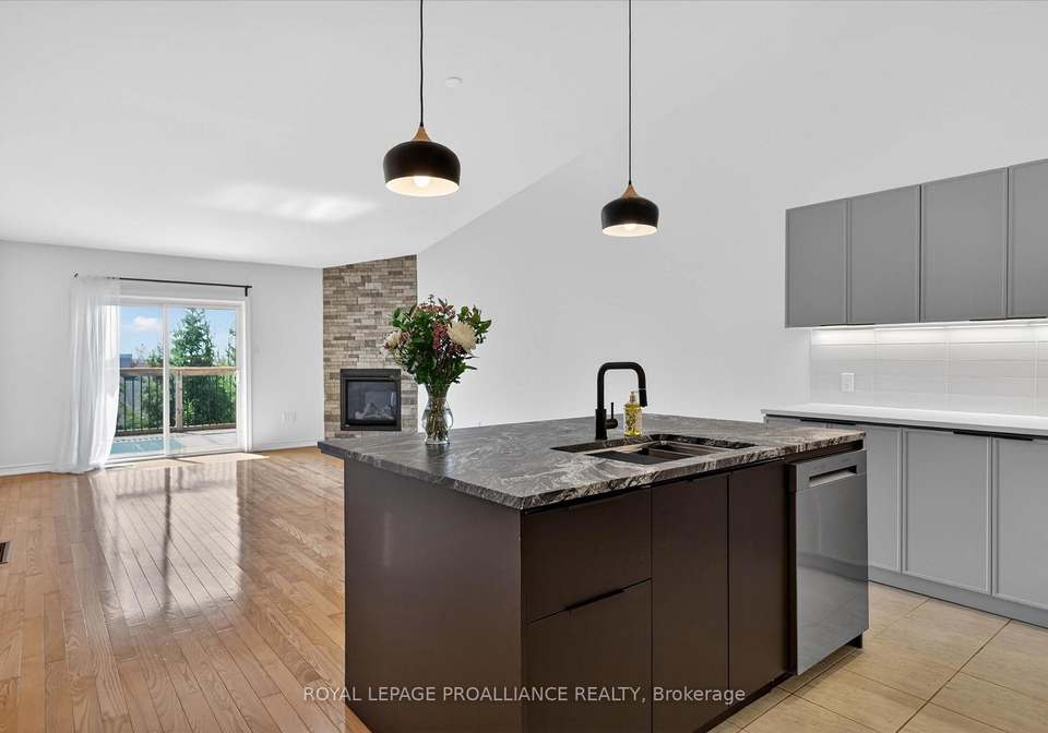 138-village-crescent-peterborough-ontario-x13668174
