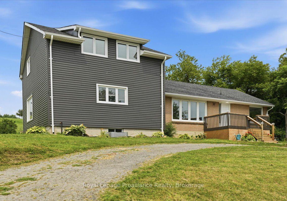 1080-smith-street-quinte-west-ontario-x13668238