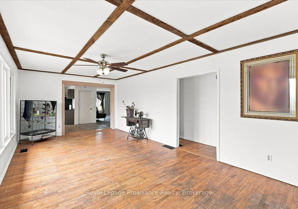 1080-smith-street-quinte-west-ontario-x13668238