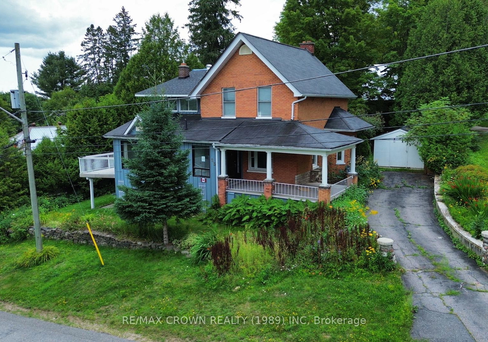 23-lansdowne-street-w-huntsville-ontario-x13668378