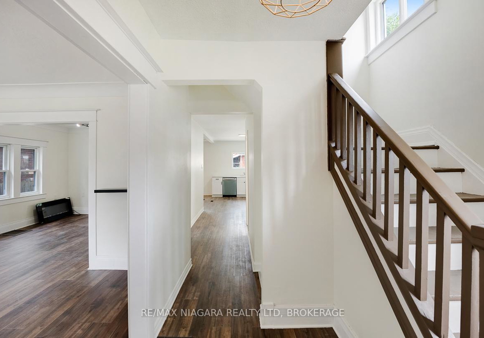 20-randolph-street-welland-ontario-x13668420