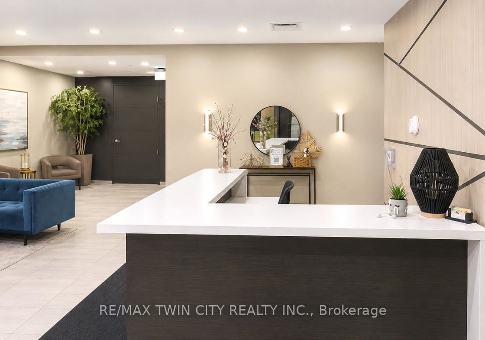 60-charles-street-w-kitchener-ontario-x13668692