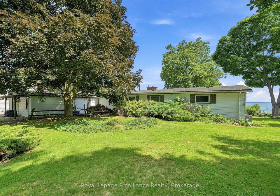 58-bentons-lane-place-prince-edward-county-ontario-x13668704
