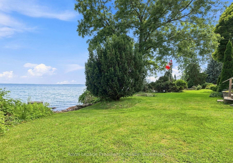 58-bentons-lane-place-prince-edward-county-ontario-x13668704