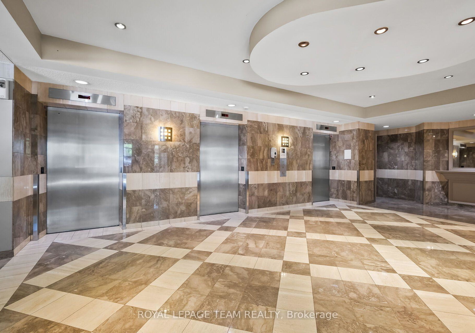 199-kent-street-ottawa-ontario-x13668752