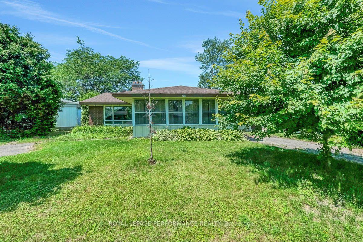 2707-ulster-crescent-ottawa-ontario-x13668784