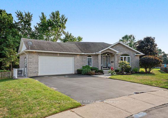 8-upton-court-north-dumfries-ontario-x13669126