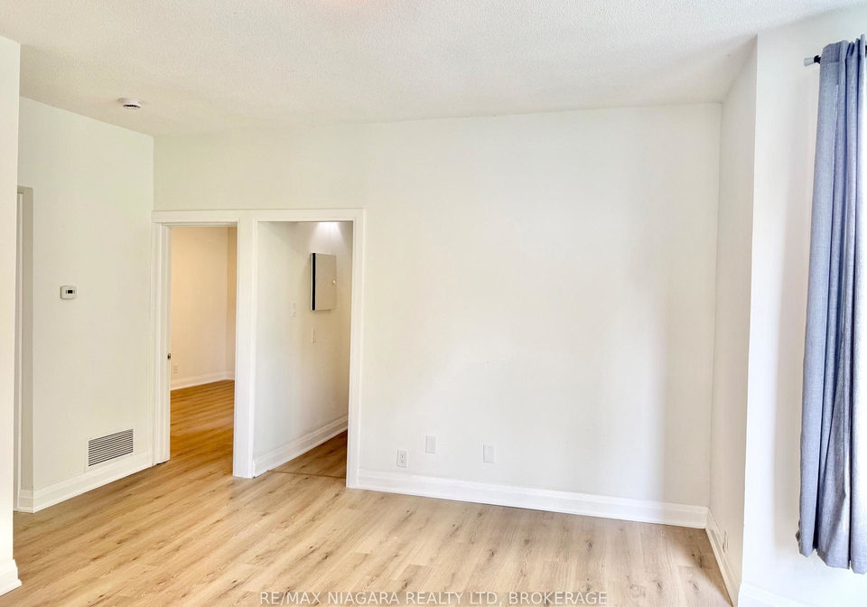 4674-zimmerman-avenue-niagara-falls-ontario-x13669152