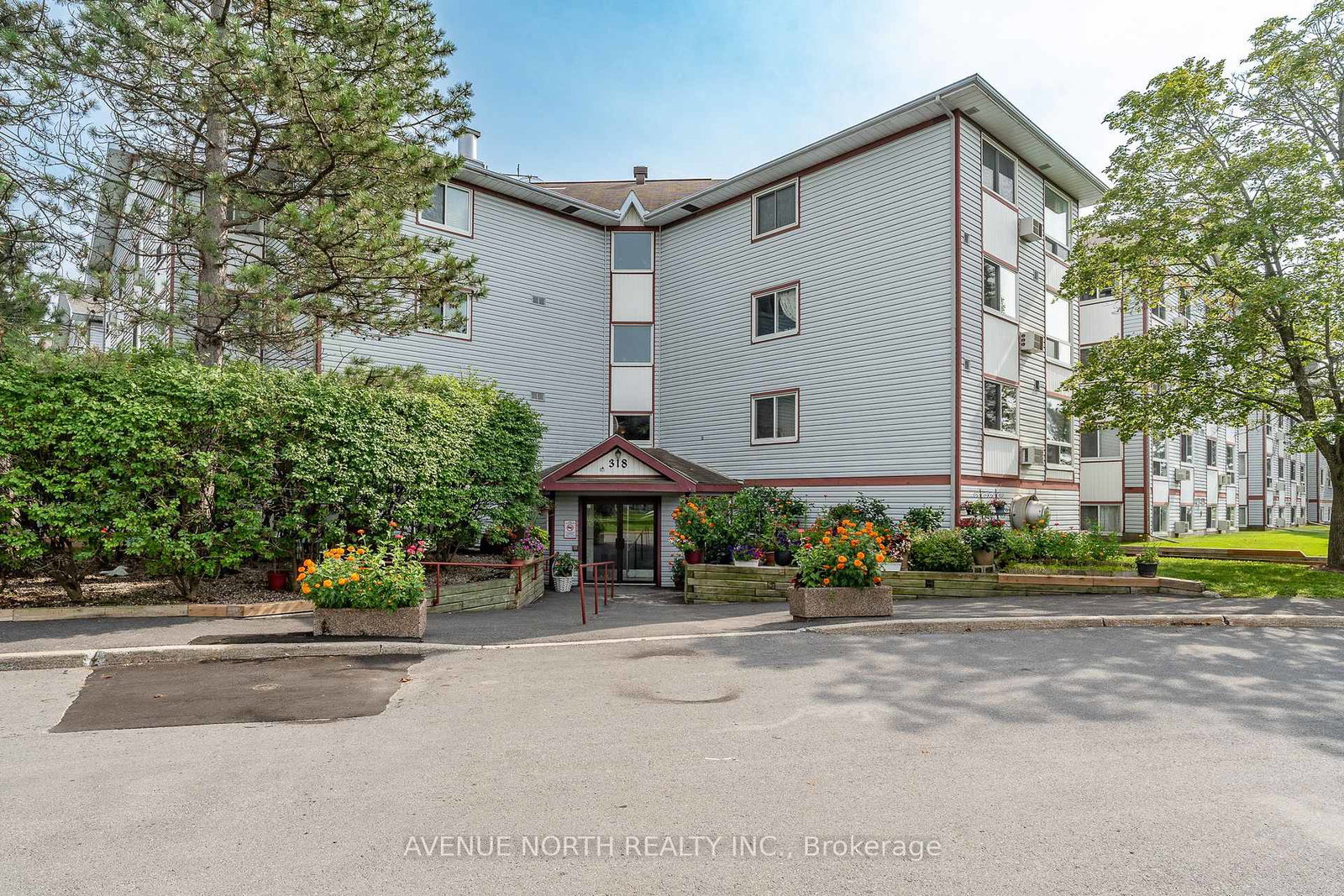 318-lorry-greenberg-drive-ottawa-ontario-x13669162