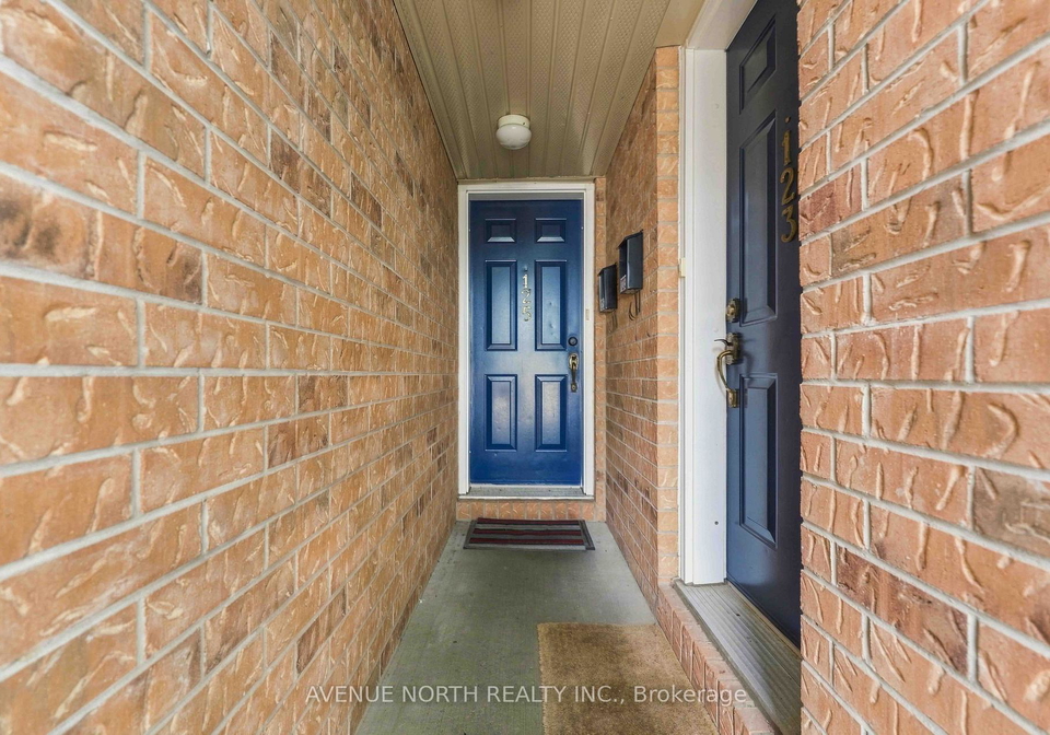 125-tall-pines-private-ottawa-ontario-x13669260