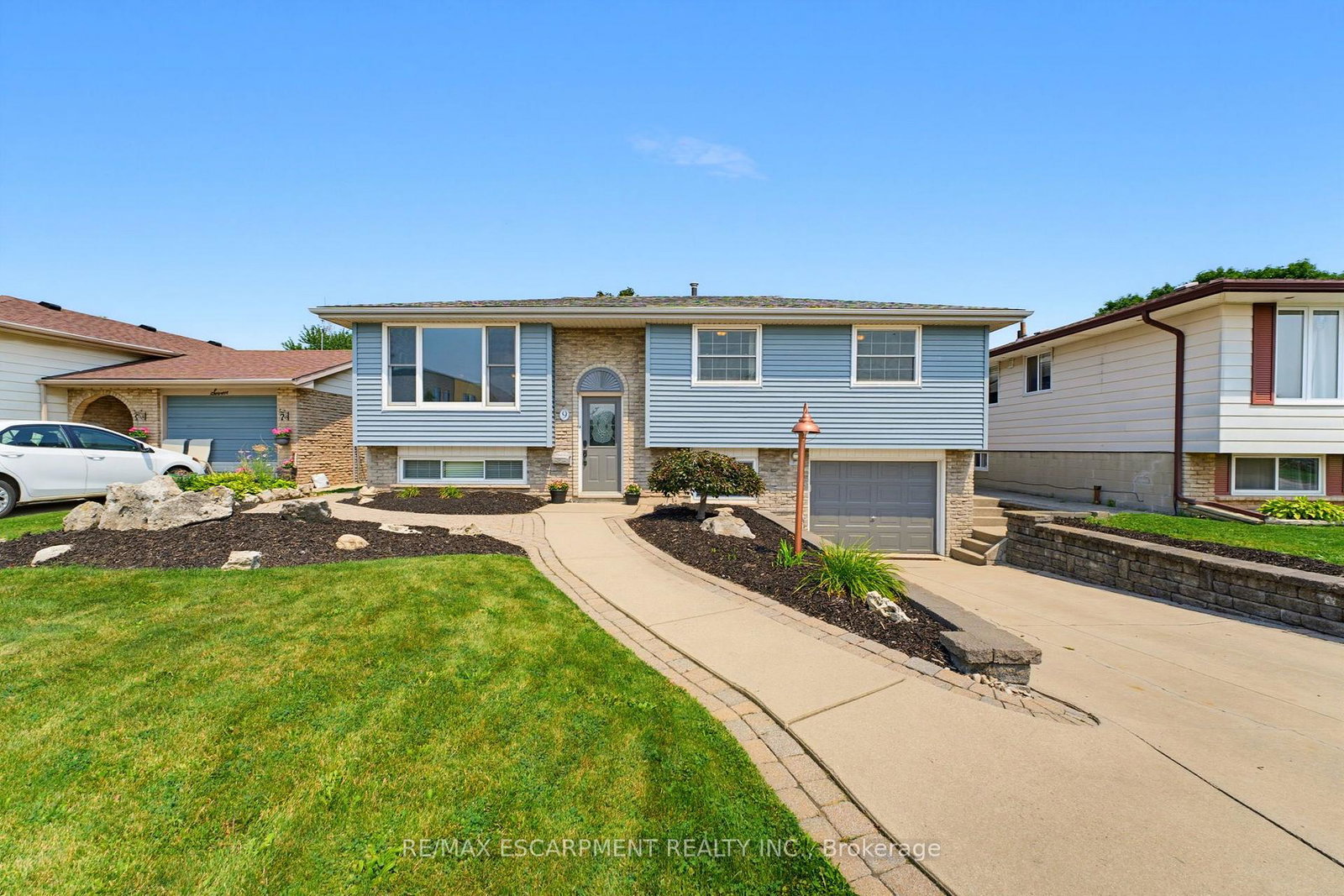 9-carpenter-avenue-hamilton-ontario-x13669354