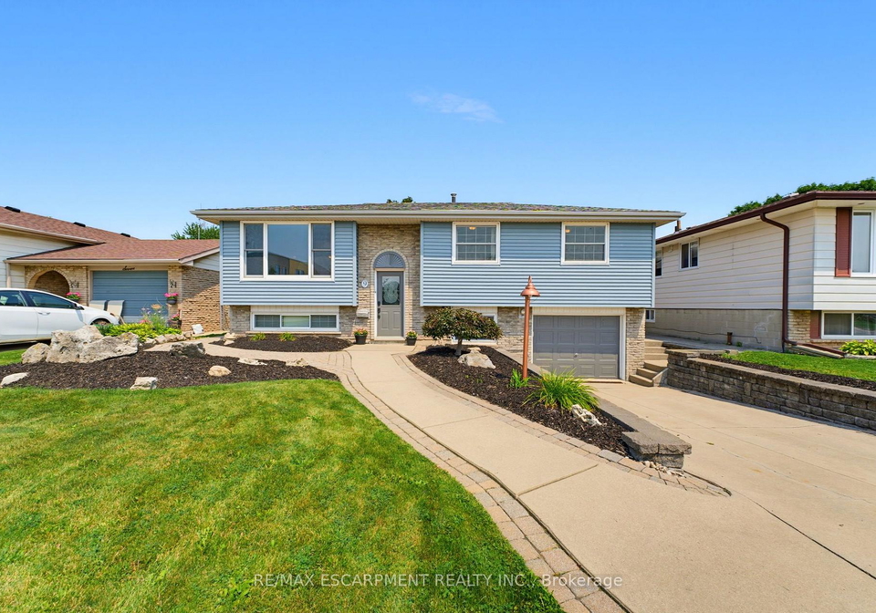 9-carpenter-avenue-hamilton-ontario-x13669354
